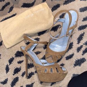 Sergio Rossi Suede Platform Sandal Circa 2000. Size 37 1/2